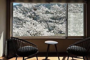 客房, 非吸��煙房 (Roshokan Japanese western style room) | 客房景觀