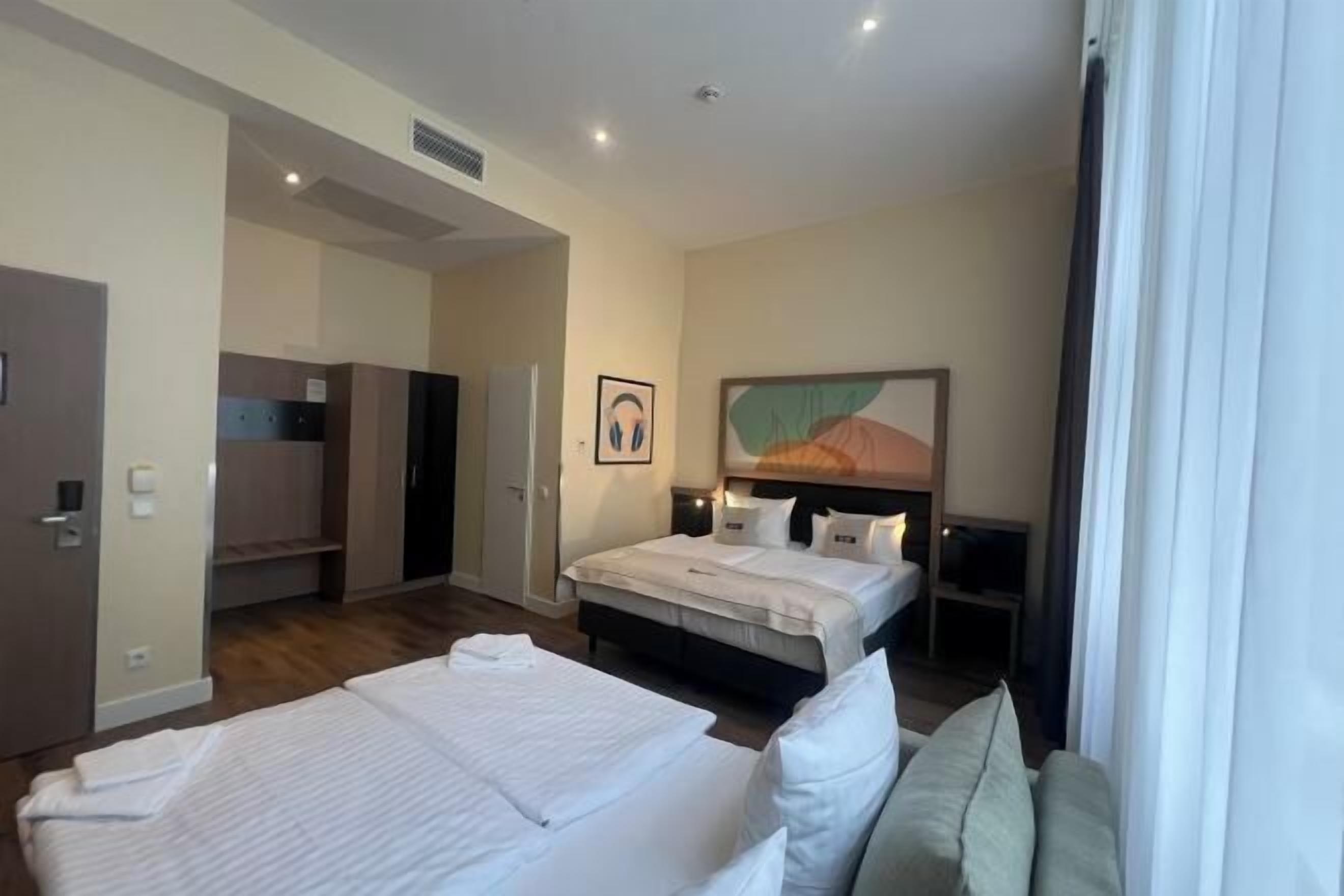 Premium bedding, pillowtop beds, in-room safe, desk