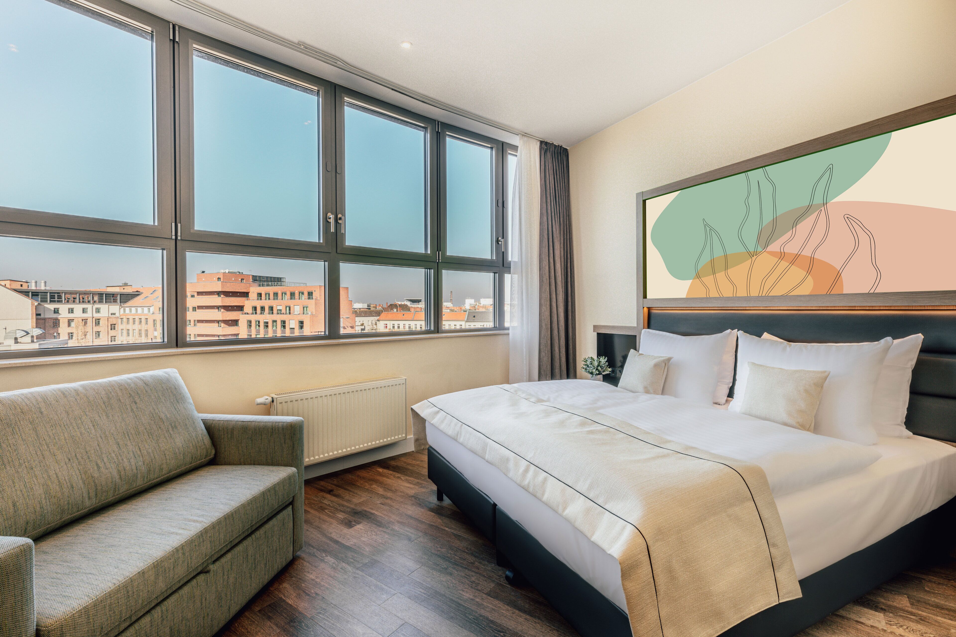 premium bedding, pillow-top beds, in-room safe, desk