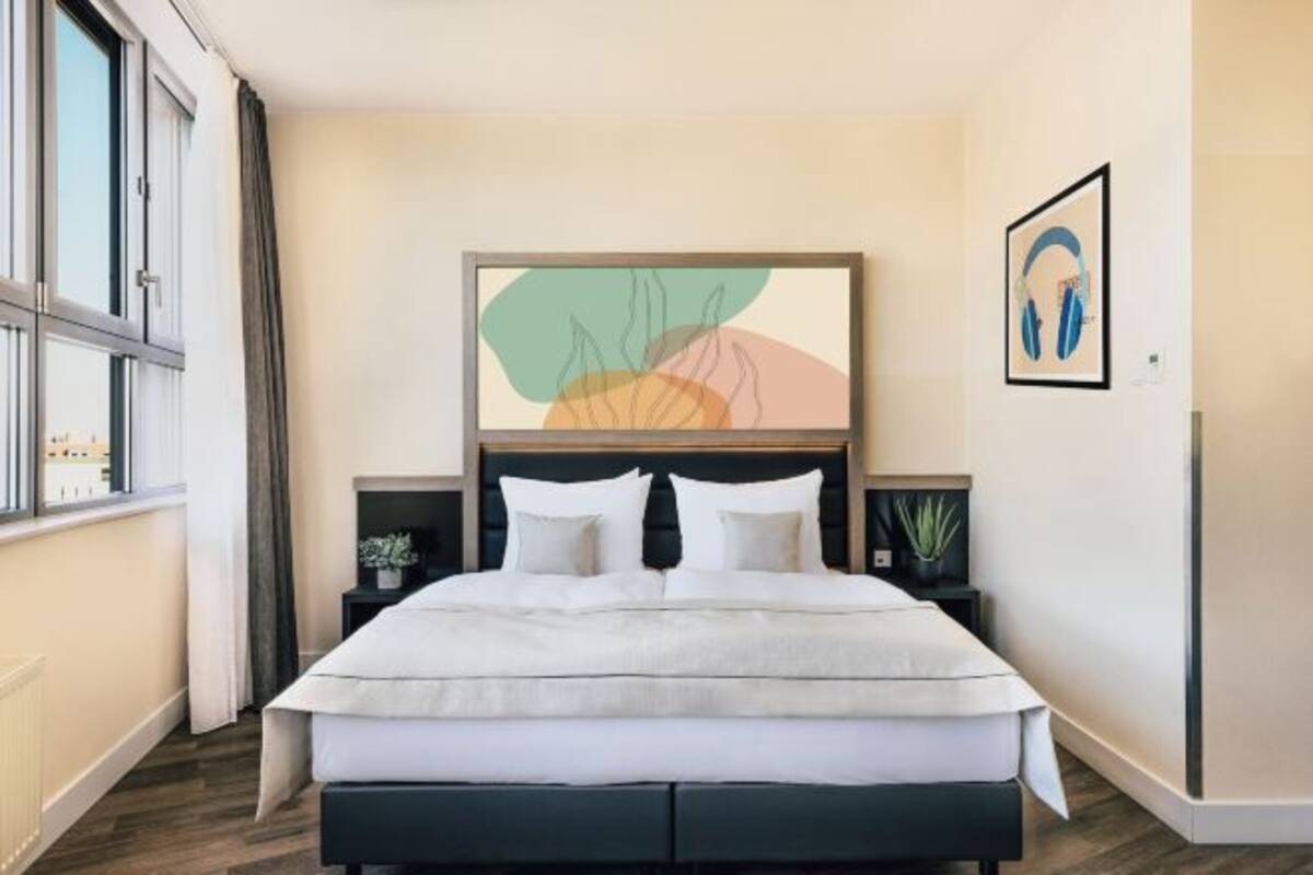 Premium bedding, pillow-top beds, in-room safe, desk