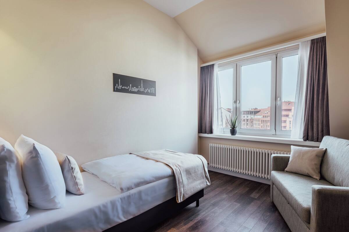 Premium bedding, pillowtop beds, in-room safe, desk