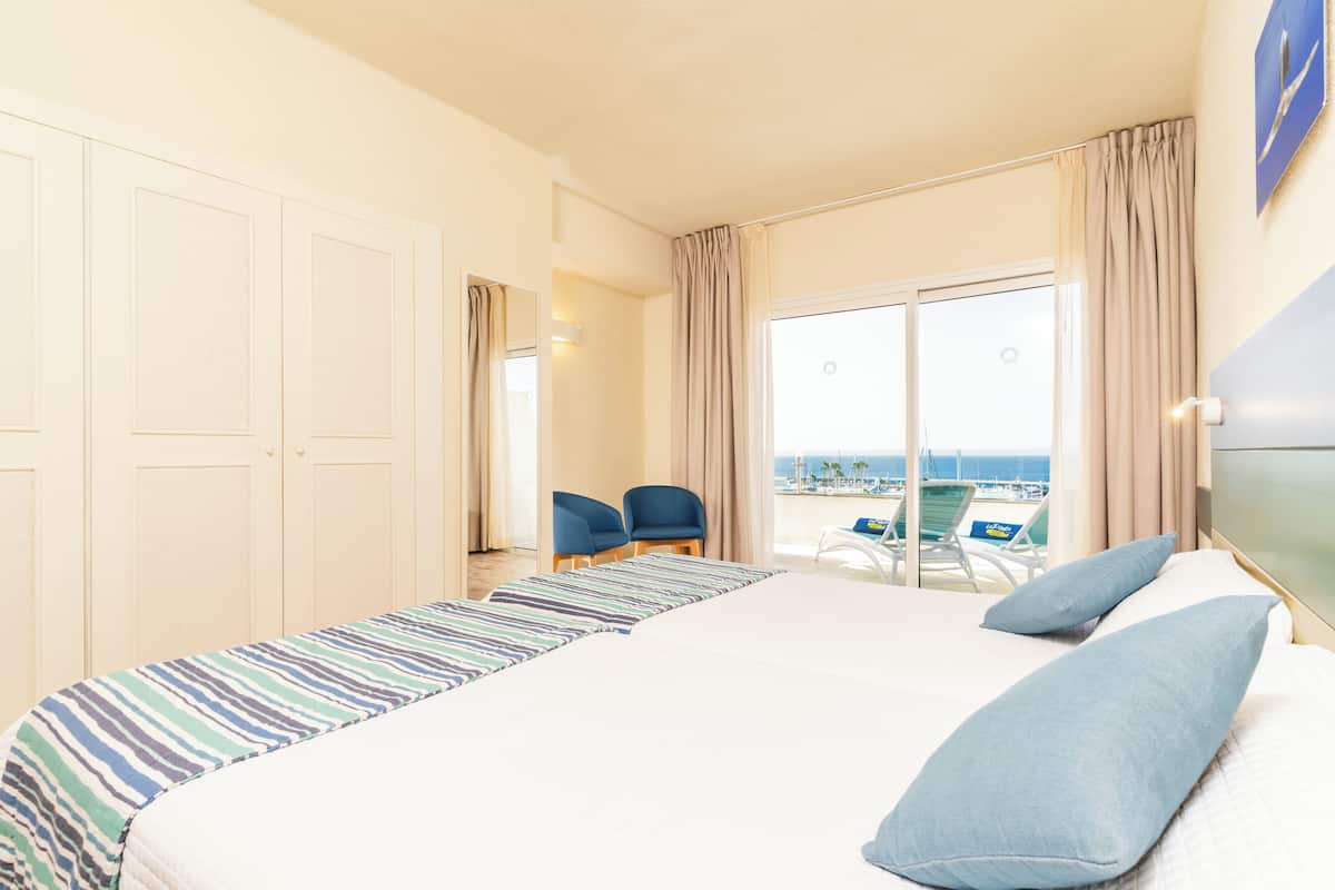 in-room safe, free cots/infant beds, free wifi, bed sheets