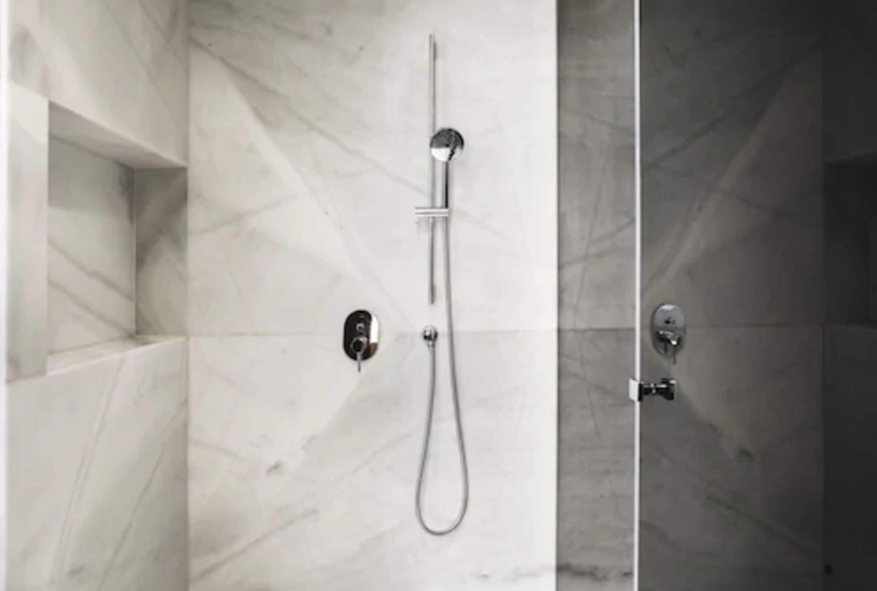 Dusj på badet