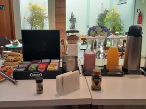 Dagelijks ontbijtbuffet inbegrepen