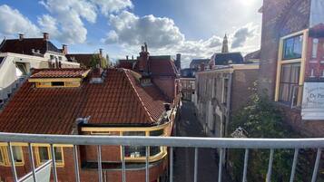 King Room with Balcony | Uitzicht op de stad