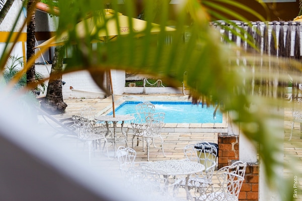 Cortinas blackout, camas plegables/adicionales y wifi gratis