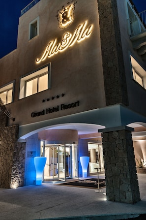 Front of property – evening/night