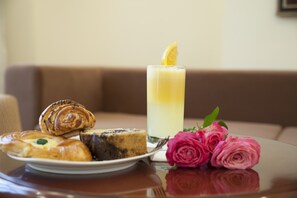 Desayuno completo incluido