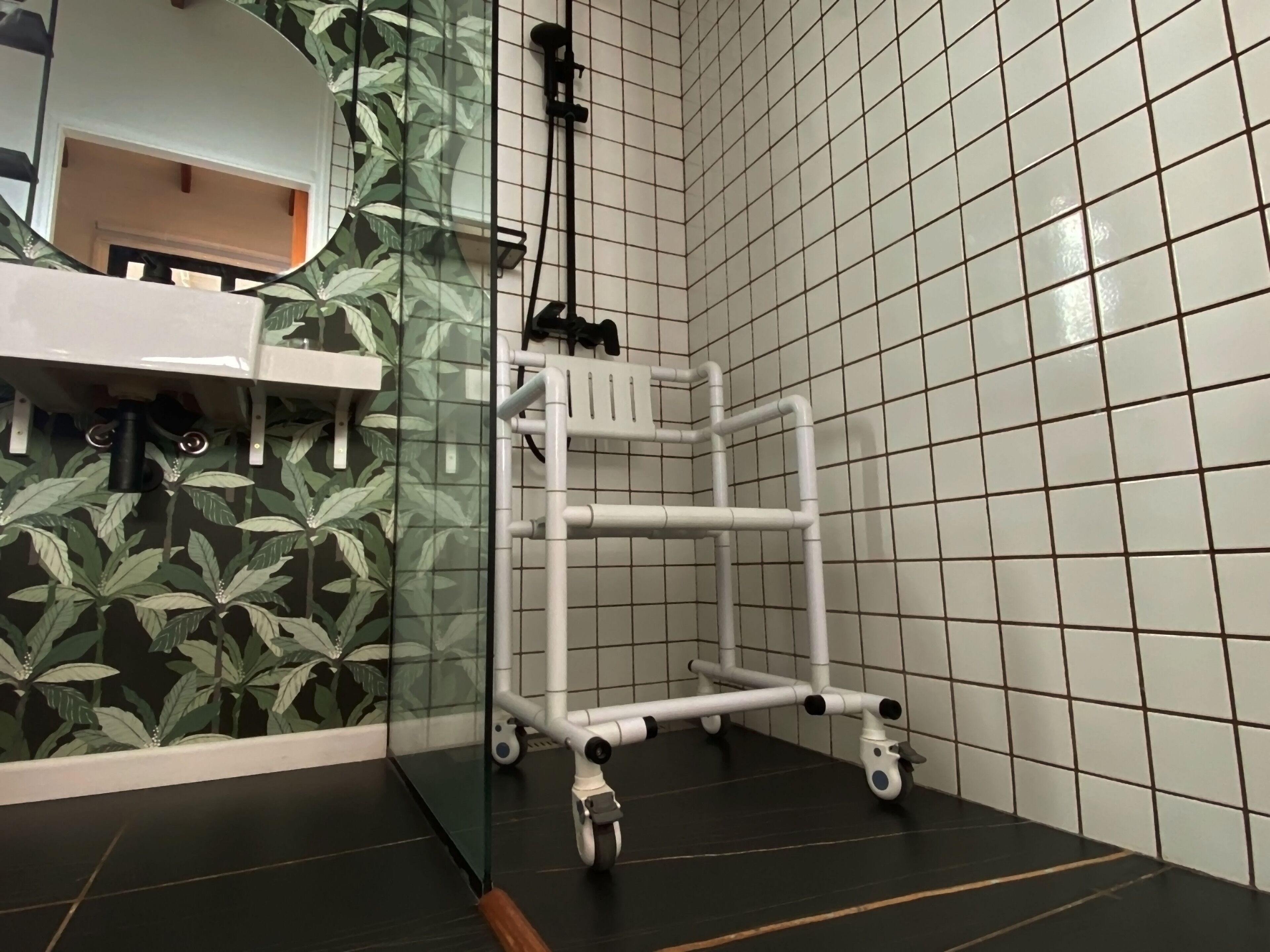 design studio suite | bathroom | shower, rainfall showerhead, bidet, towels