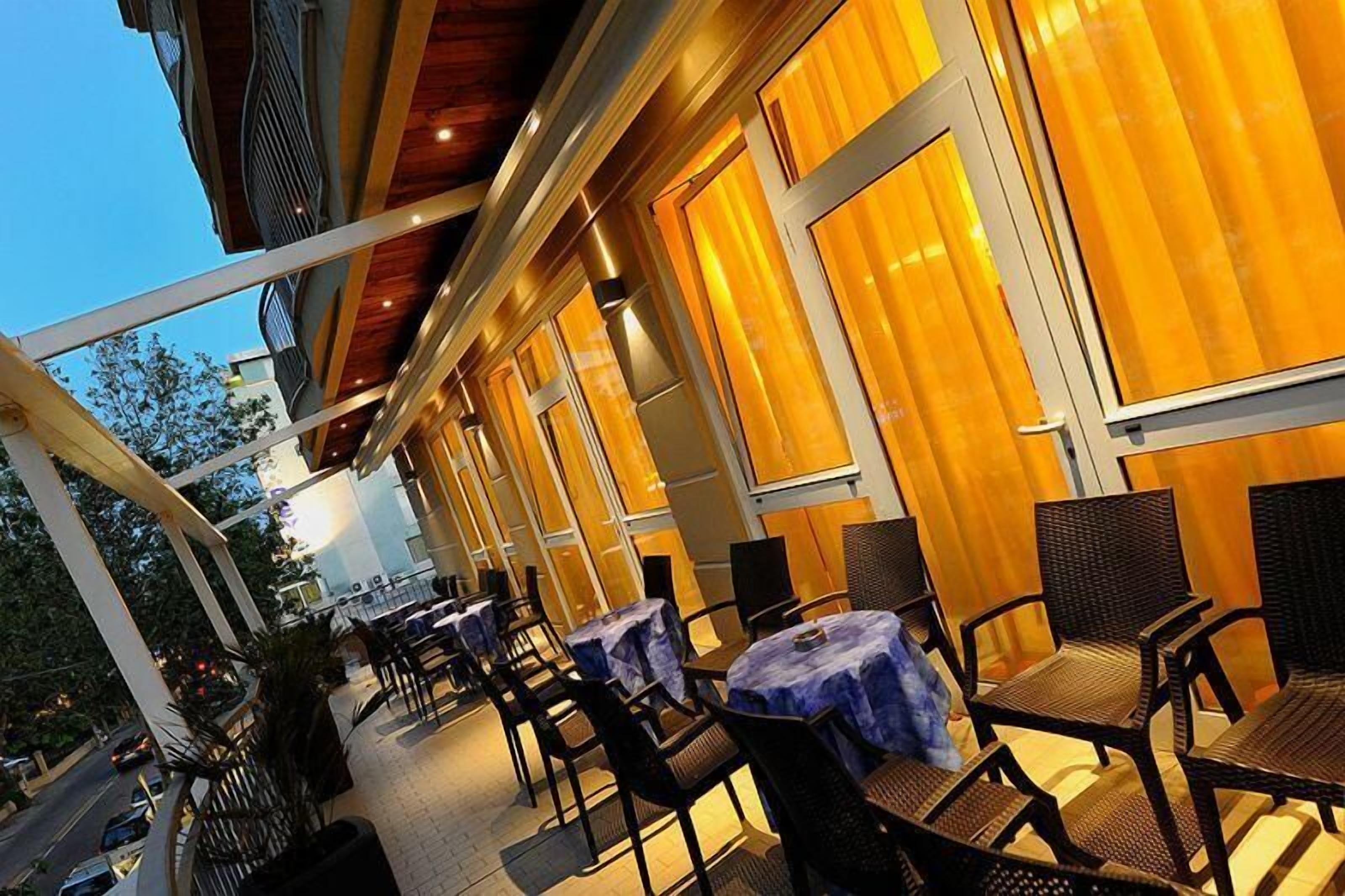 breakfast, lunch, dinner served; italian cuisine