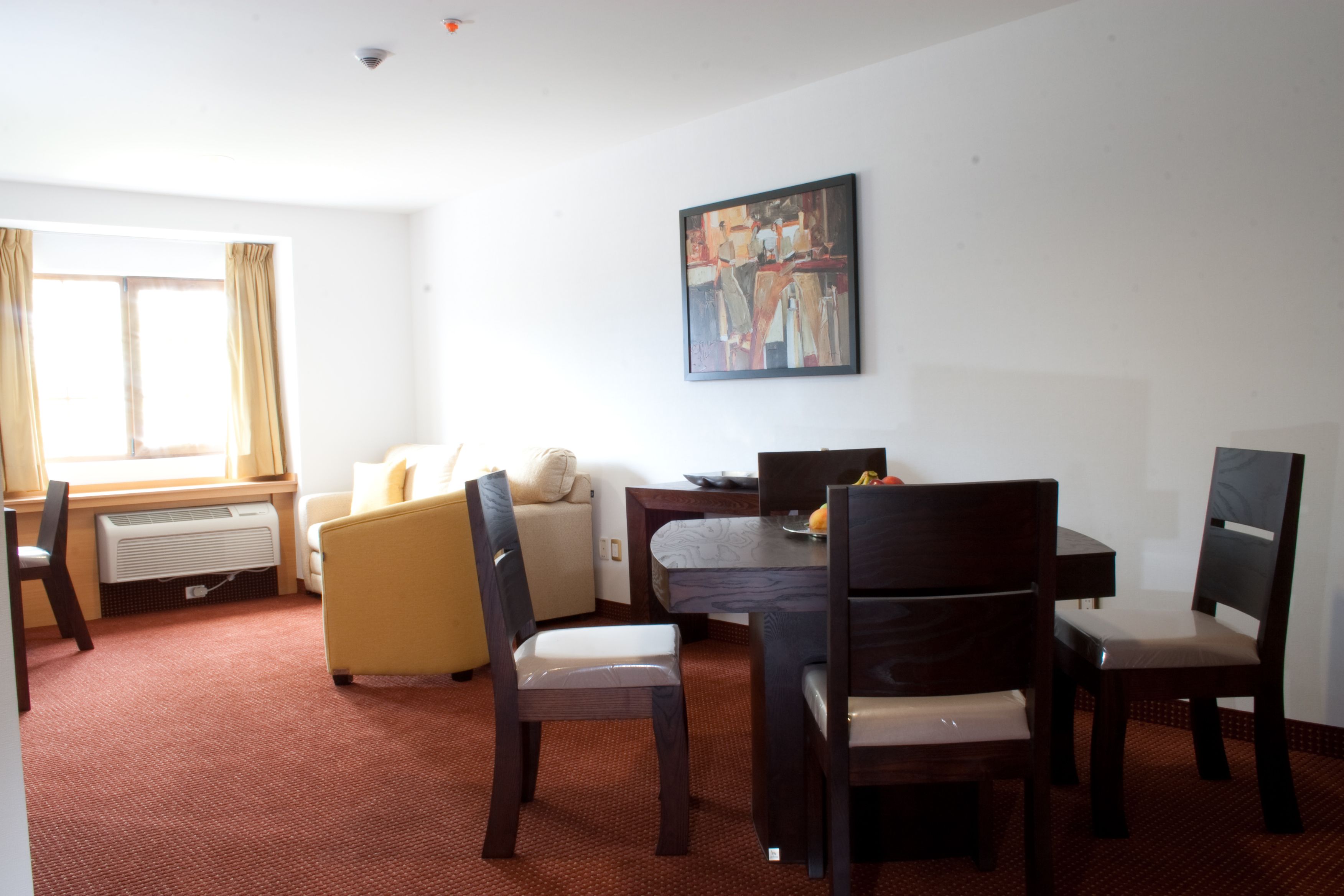 junior suite, 2 queen beds | in-room dining