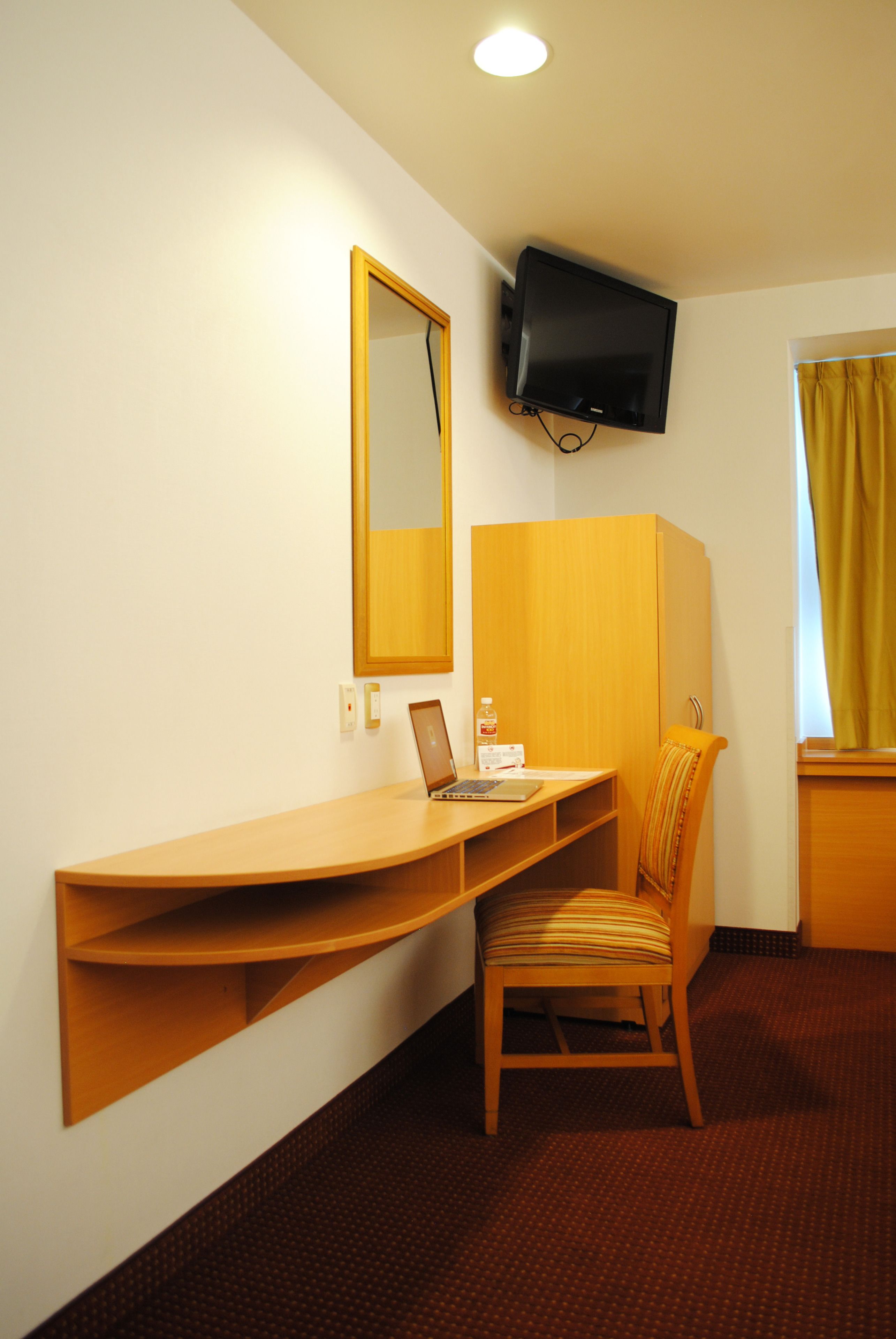 in-room safe, desk, soundproofing, iron/ironing board