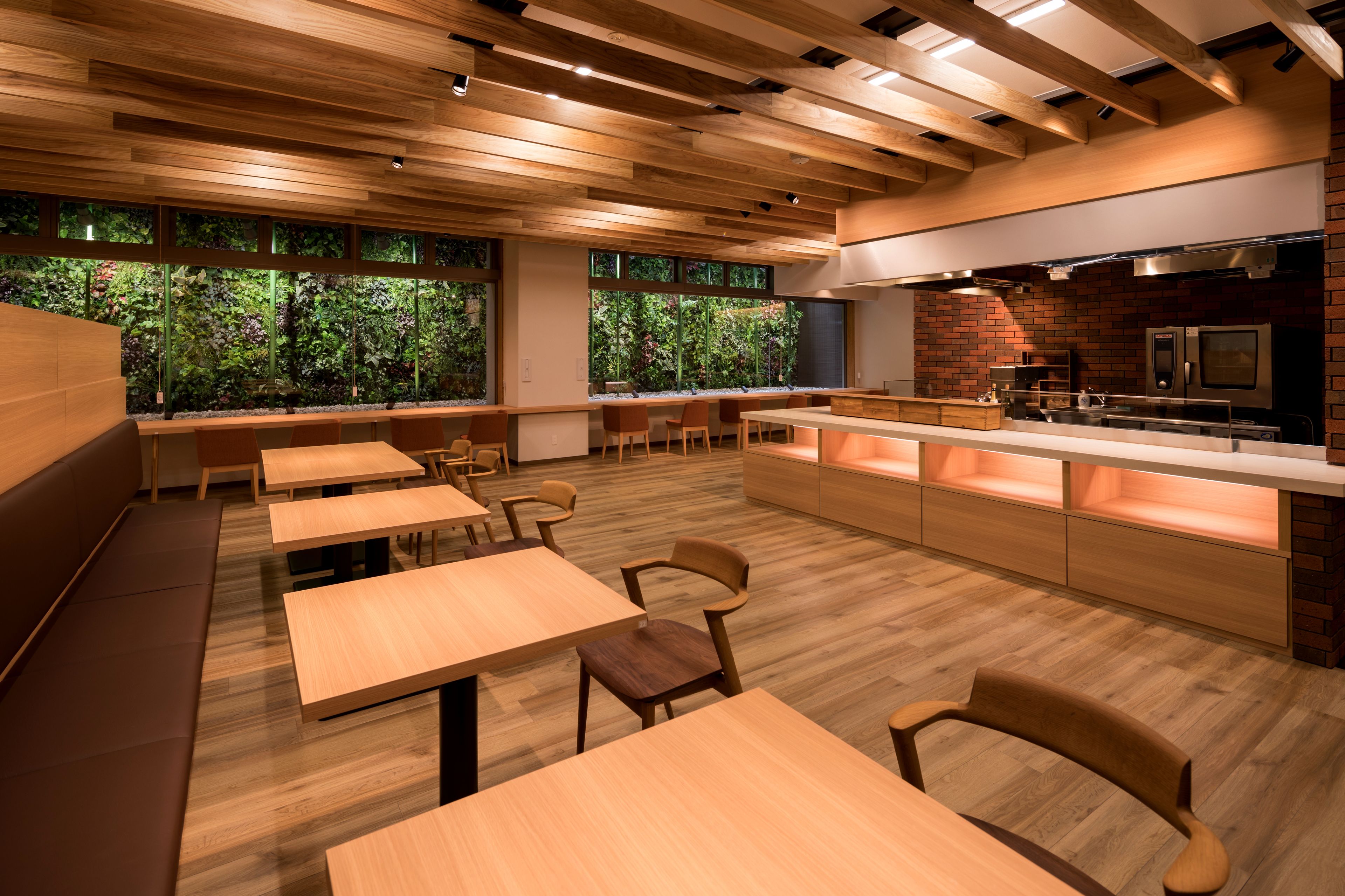 Se sirven desayunos y cenas 