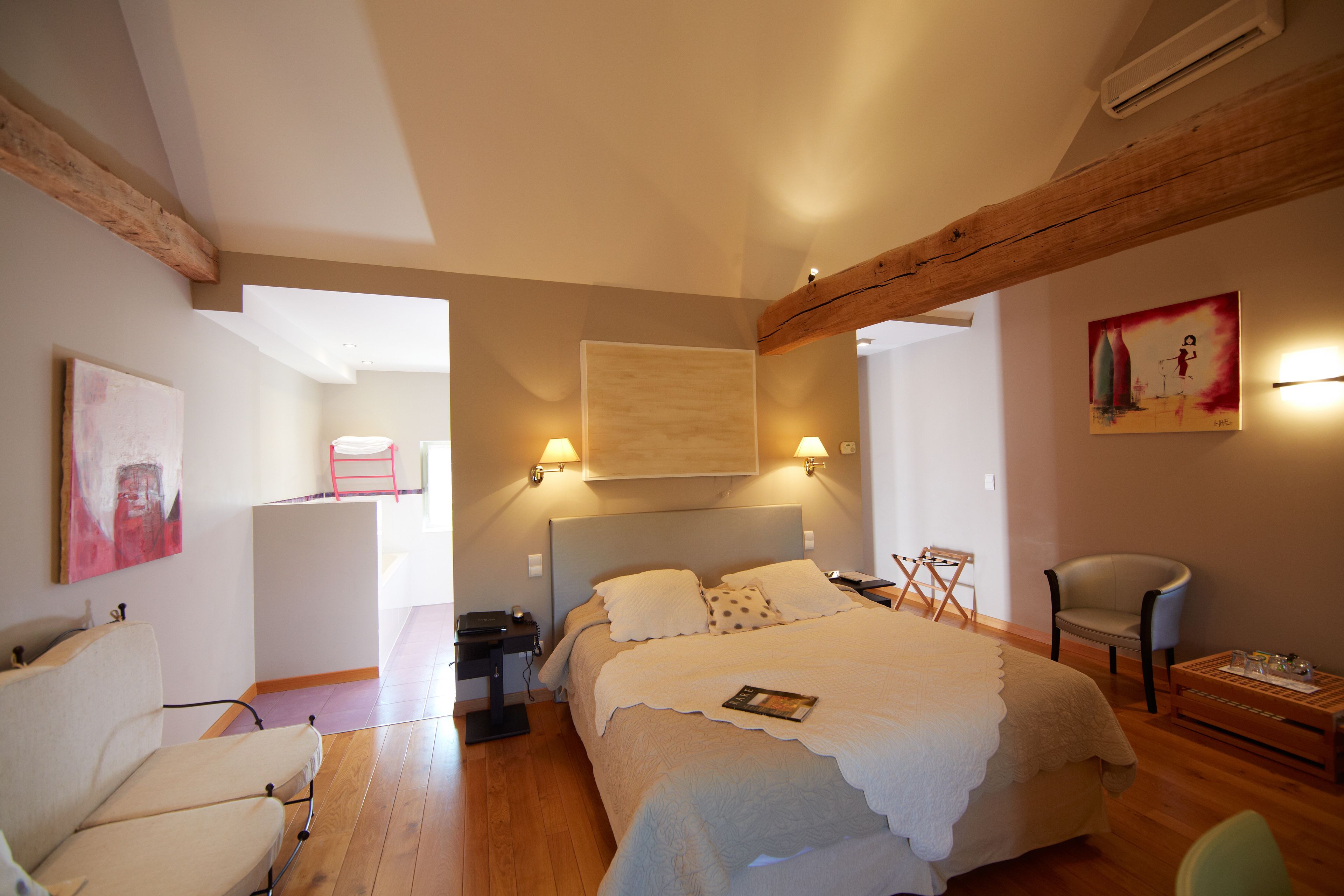 superior room | 1 bedroom, premium bedding, minibar, in-room safe