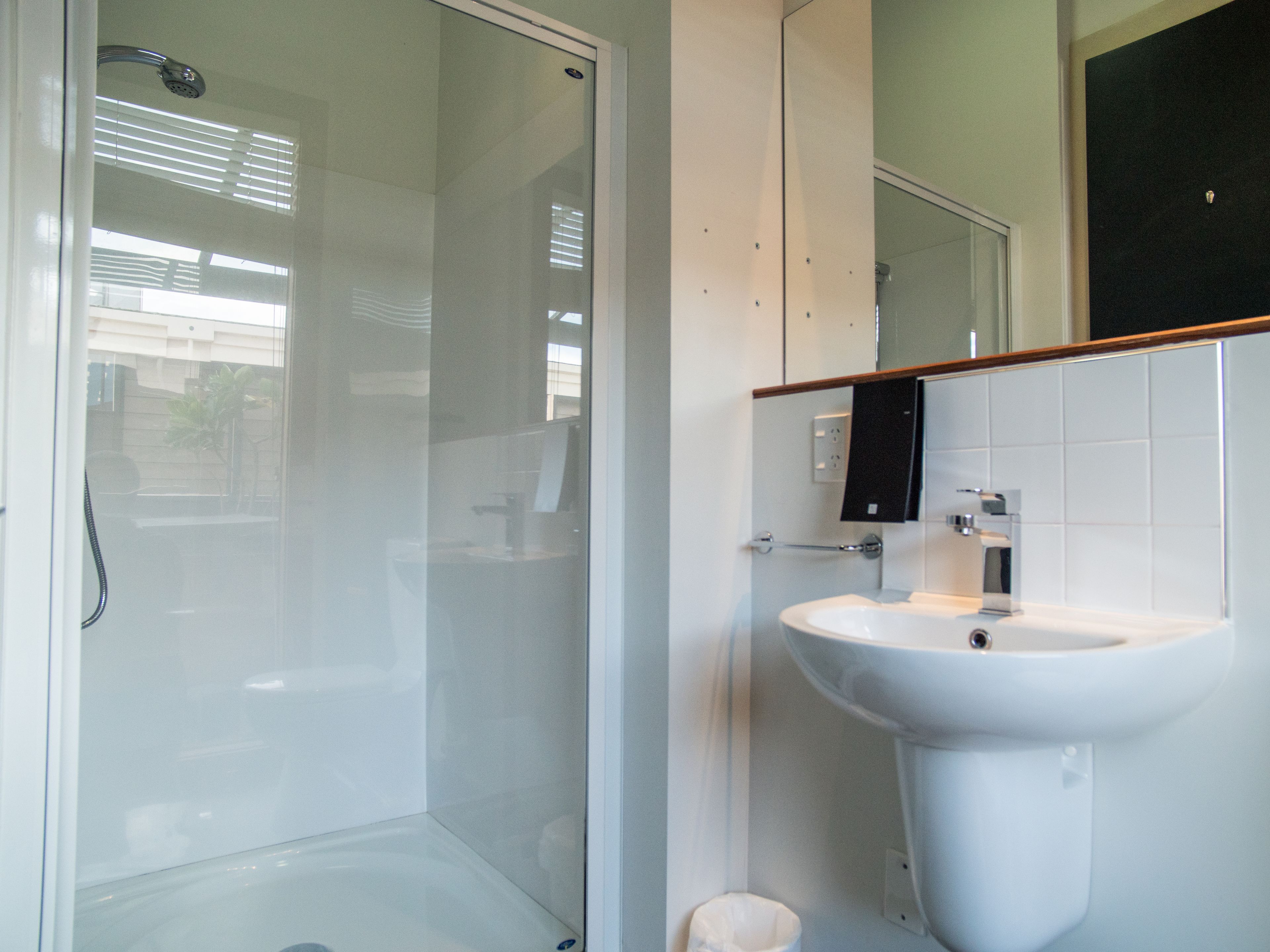 king studio with balcony, spa pool, and ensuite | bathroom | free toiletries, hair dryer, towels