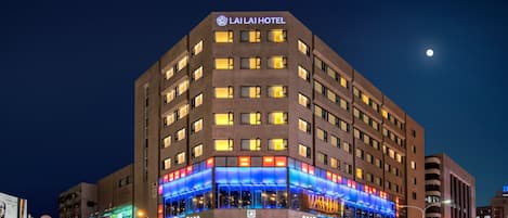 المنطقة المحيطة بالمنشأة