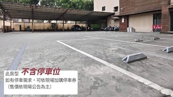 Minibar, in-room safe, desk, blackout drapes