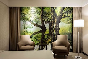 1 bedroom, minibar, in-room safe, desk