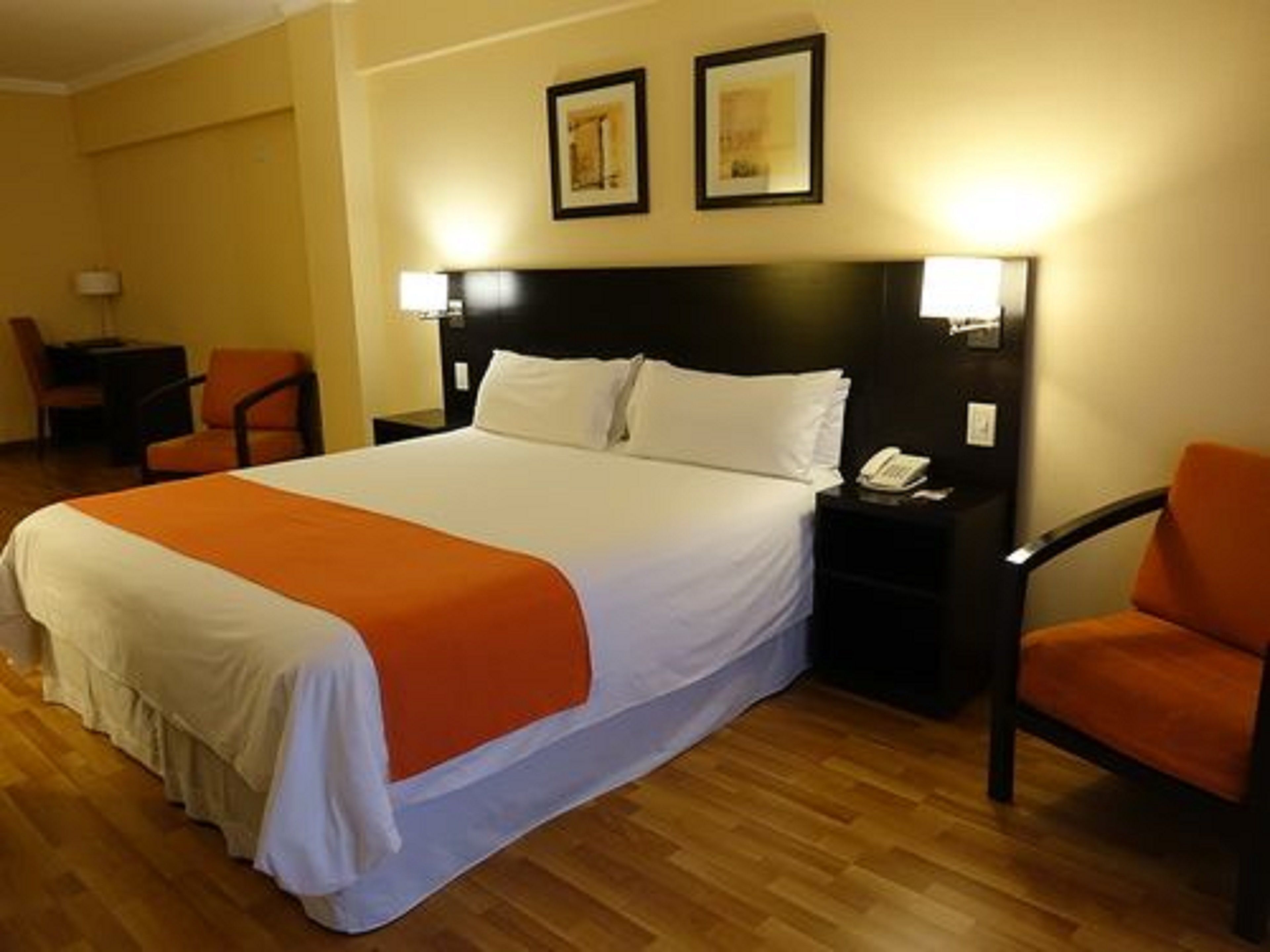 Egyptiska bomullslakan, sängtillbehör av högsta kvalitet och duntäcken