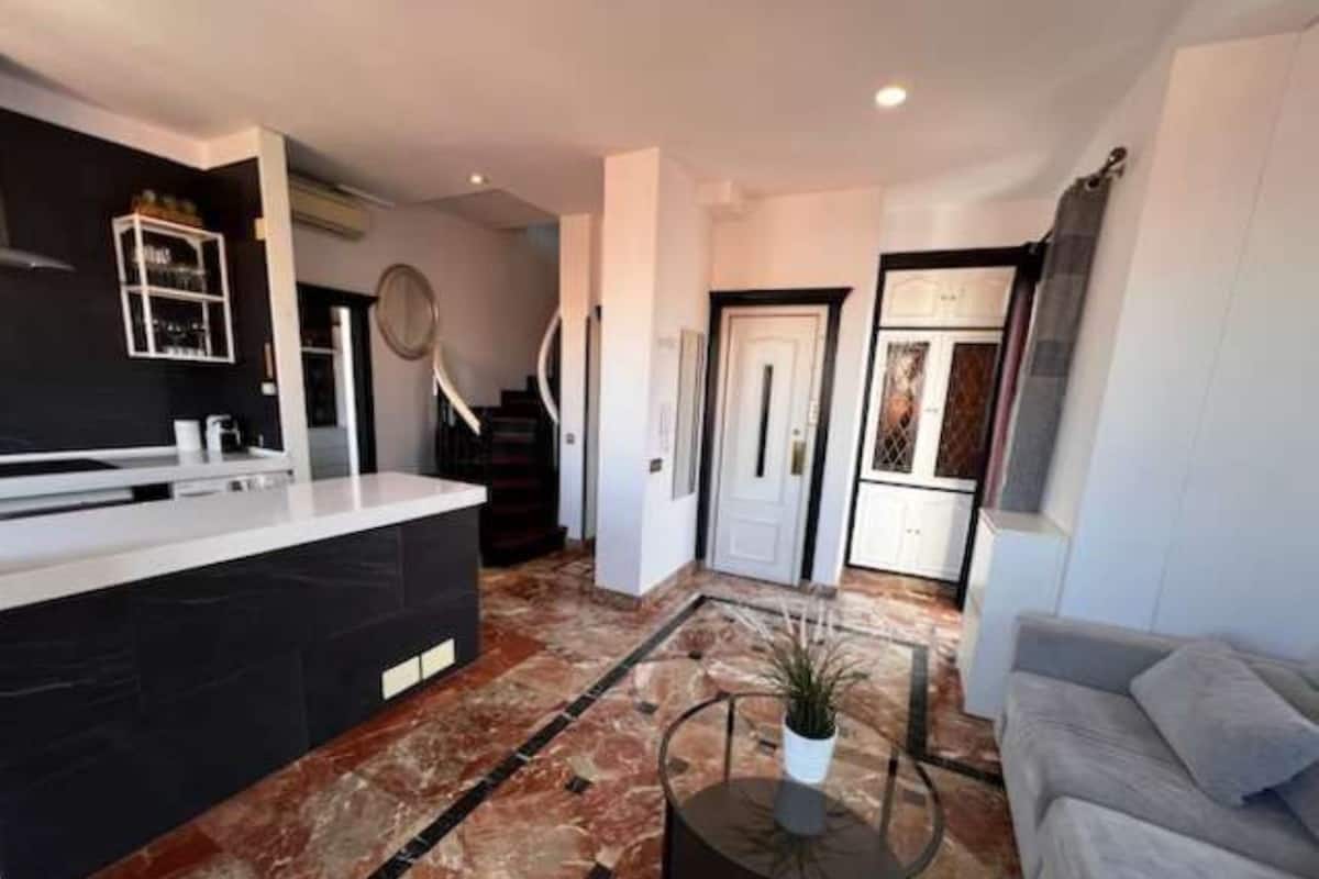 Luxurious Duplex with panoramic views | Living area