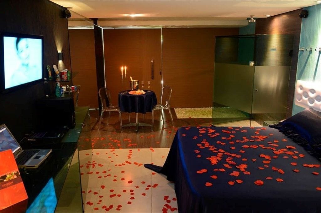 standard room | minibar, desk, soundproofing, free wifi