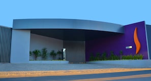 Front of property - Forum Motel (Recife)