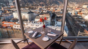 Déjeuner et dßner servis sur place