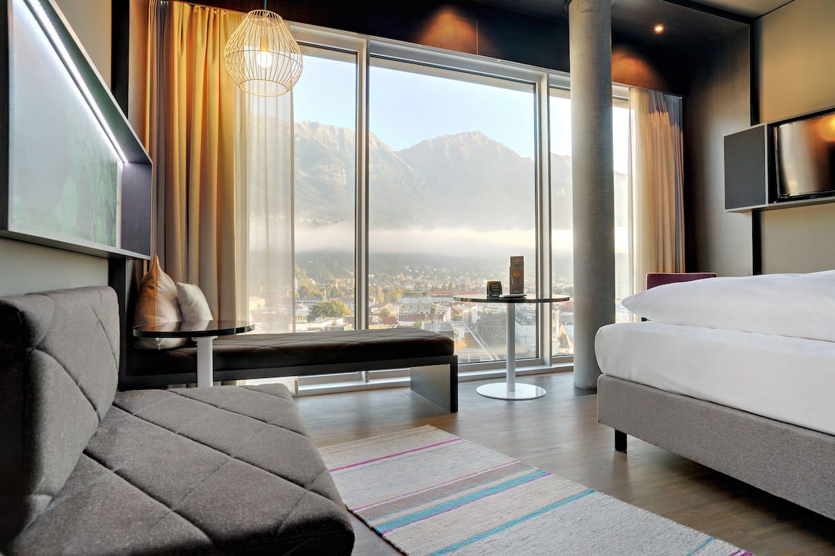 classic room | 1 bedroom, in-room safe, soundproofing, cots/infant beds