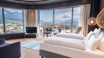 In-room safe, soundproofing, cribs/infant beds, free WiFi