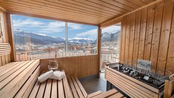 Hot stone massages, sports massages, 1 treatment room