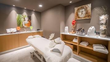 Hot stone massages, sports massages, 1 treatment room