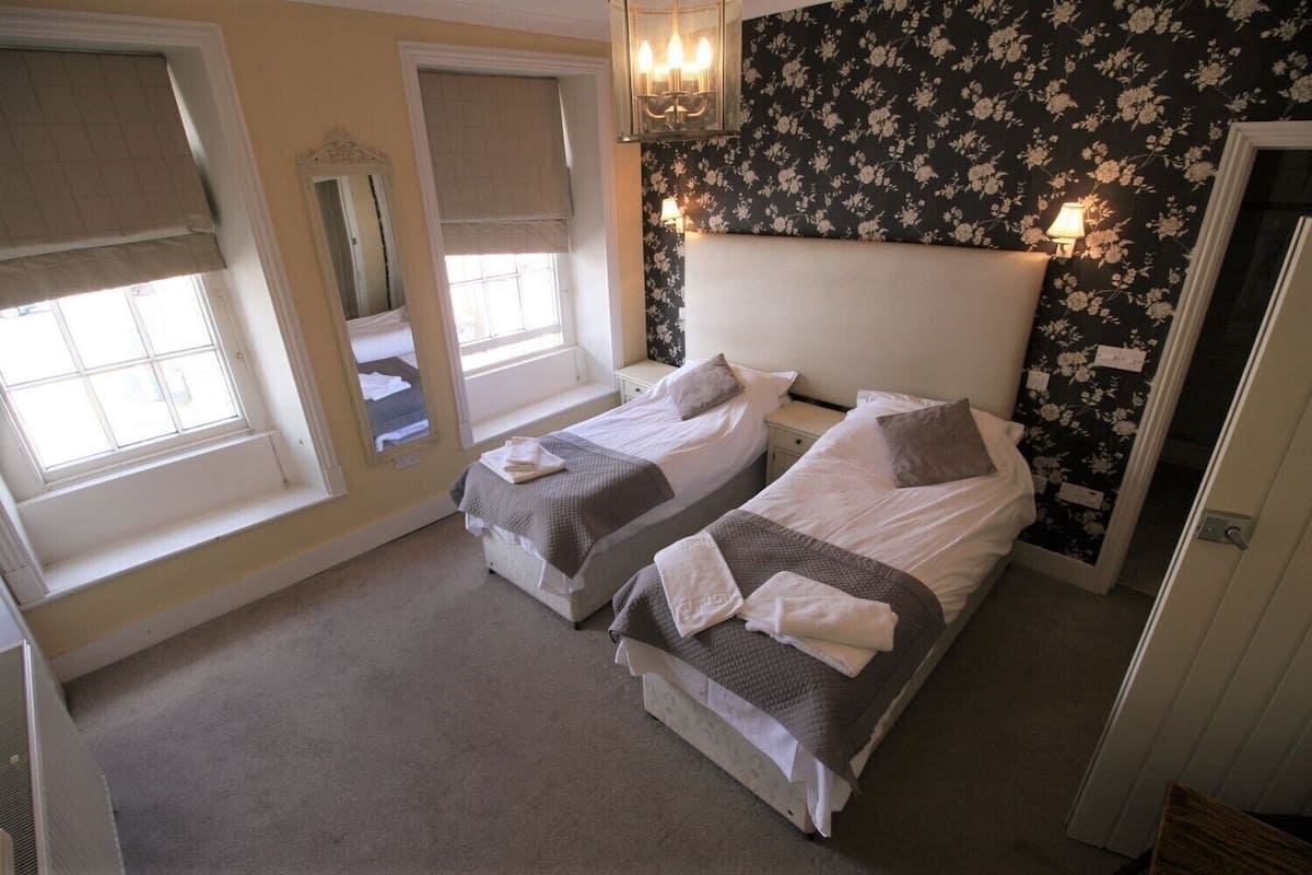 Twin Room, Ensuite