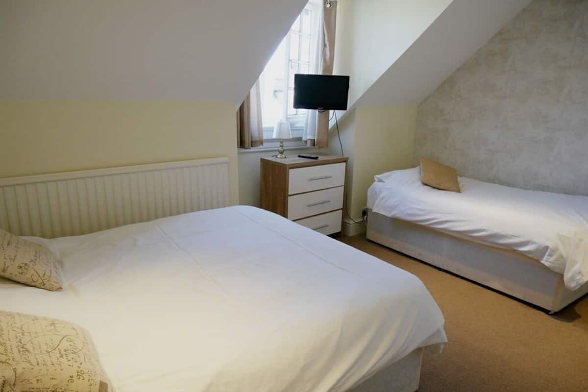 Suite, Ensuite (Sleeps up to 3)