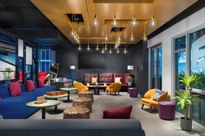 Lobby sitting area - Aloft by Marriott Miami - Brickell (Miami)