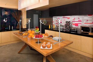 供应晚餐，美洲菜