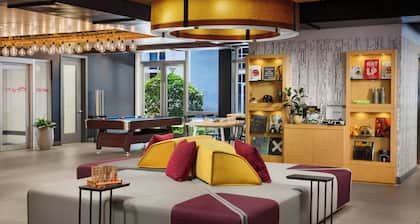 Aloft by Marriott Miami - Brickell