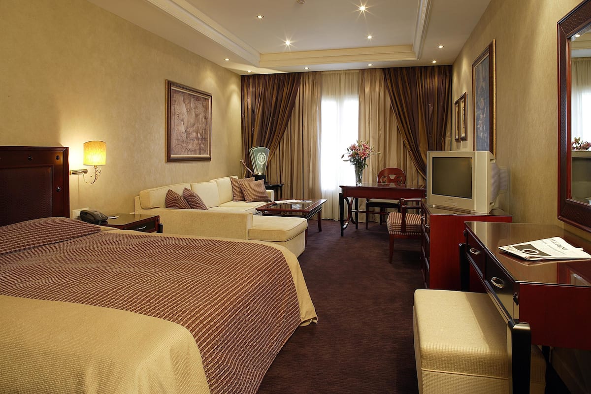 Ropa de cama de alta calidad y minibar