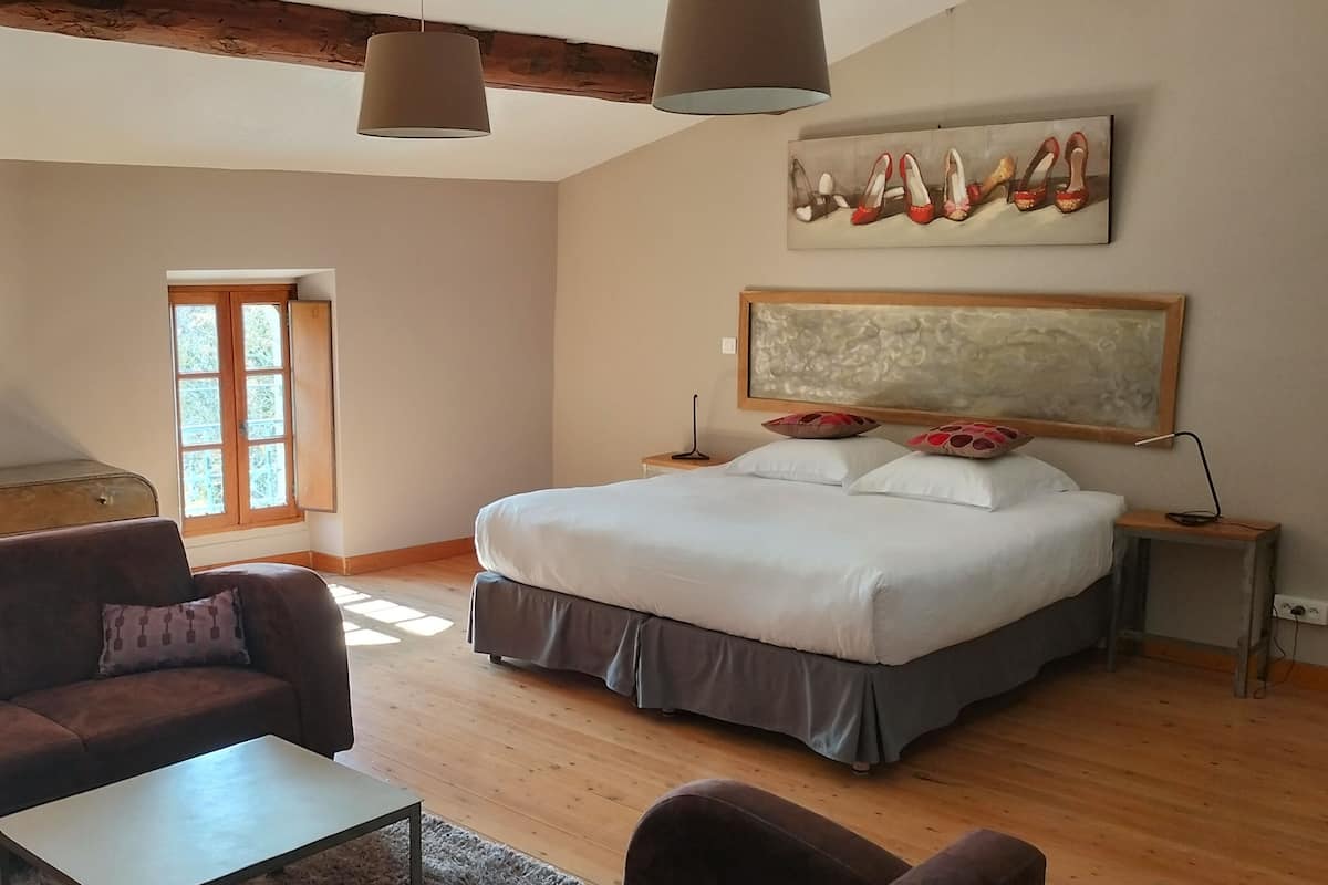 Suite Junior (2 persons) | Een minibar, een kluis op de kamer, individueel gedecoreerd