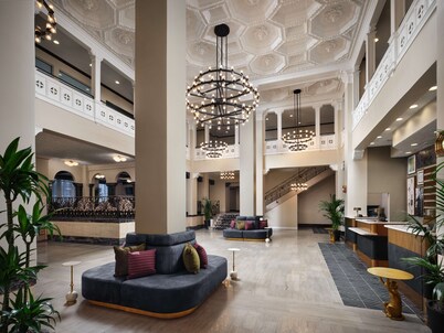 Hotel Flor Tampa Downtown, Tapestry Collection by Hilton