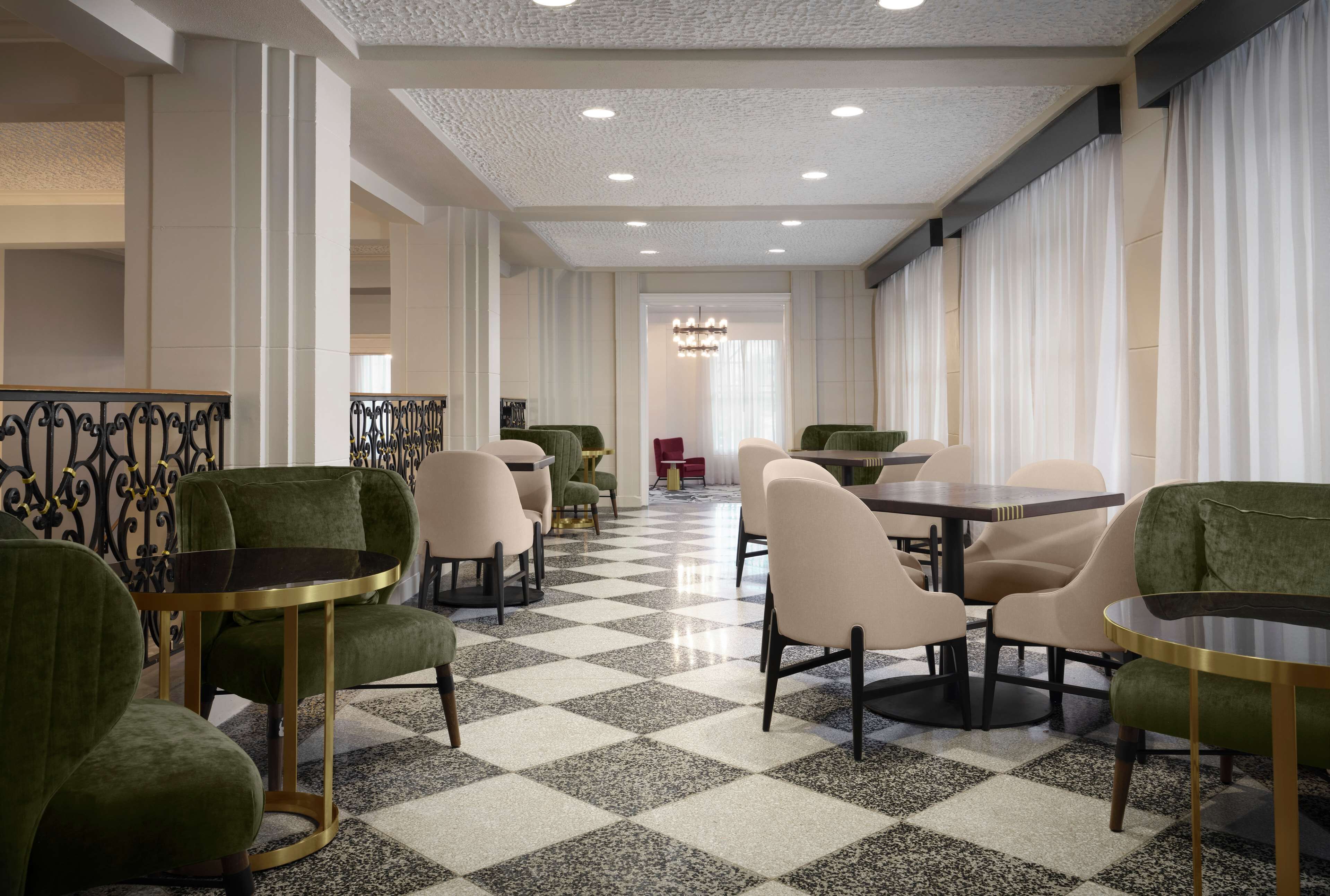 Petit déjeuner préparé sur commande (15 USD par personne)