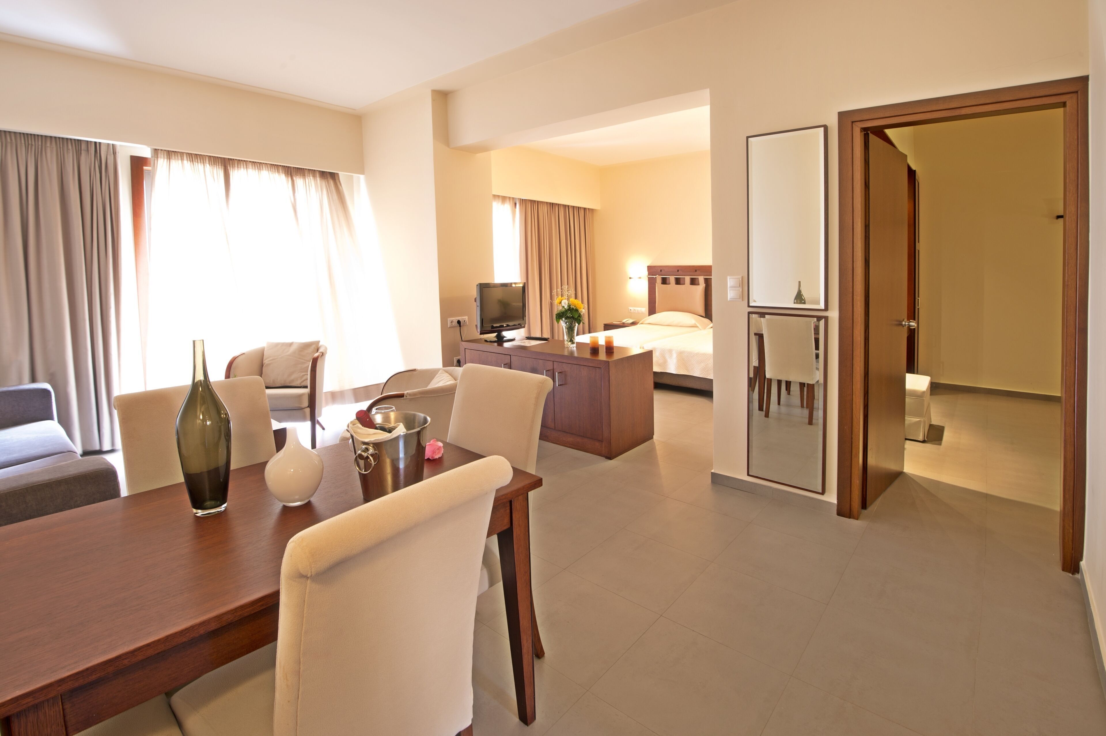 Minibar, lydisolering, strygejern/strygebræt, gratis Wi-Fi