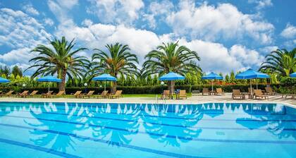 Xenios Port Marina Hotel