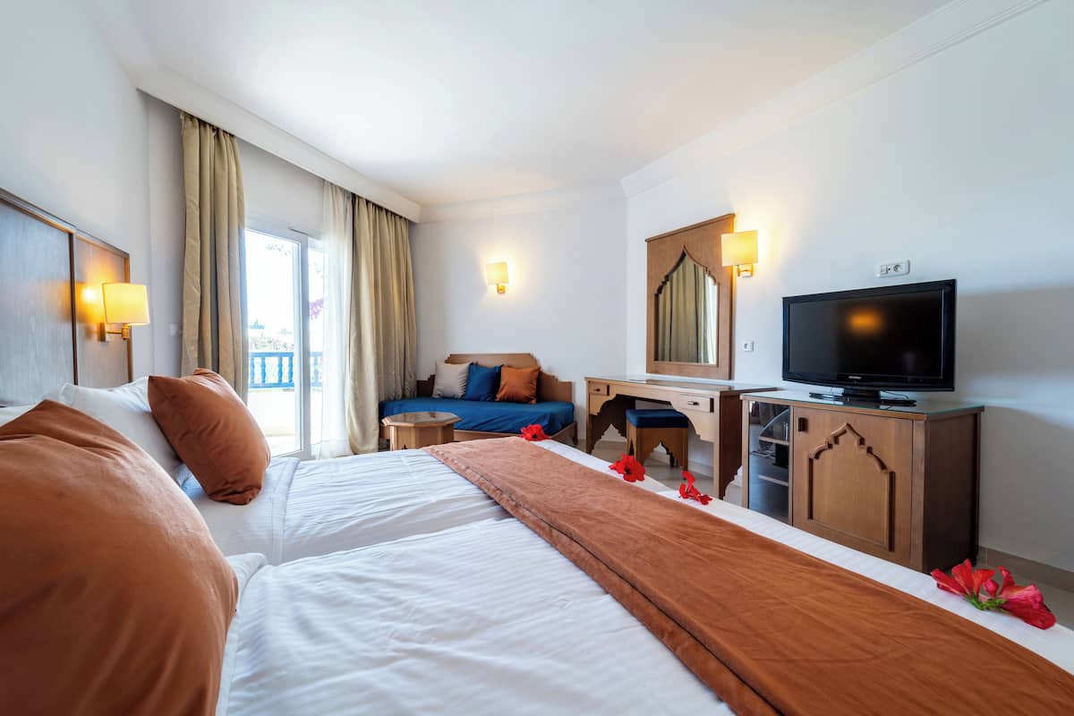 1 soverom, minibar, safe på rommet og blendingsgardiner