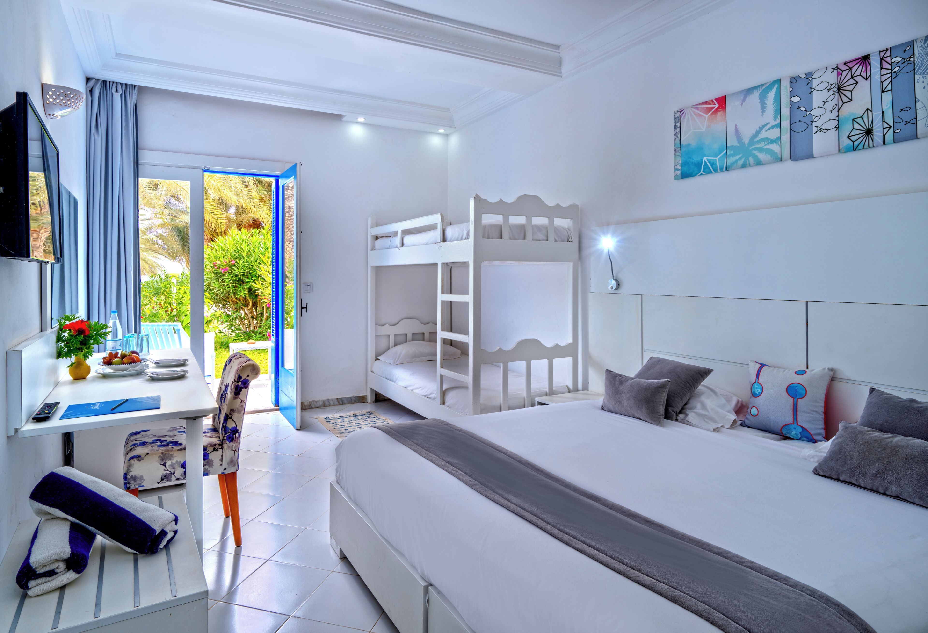 1 habitación, minibar y caja de seguridad en la habitación 