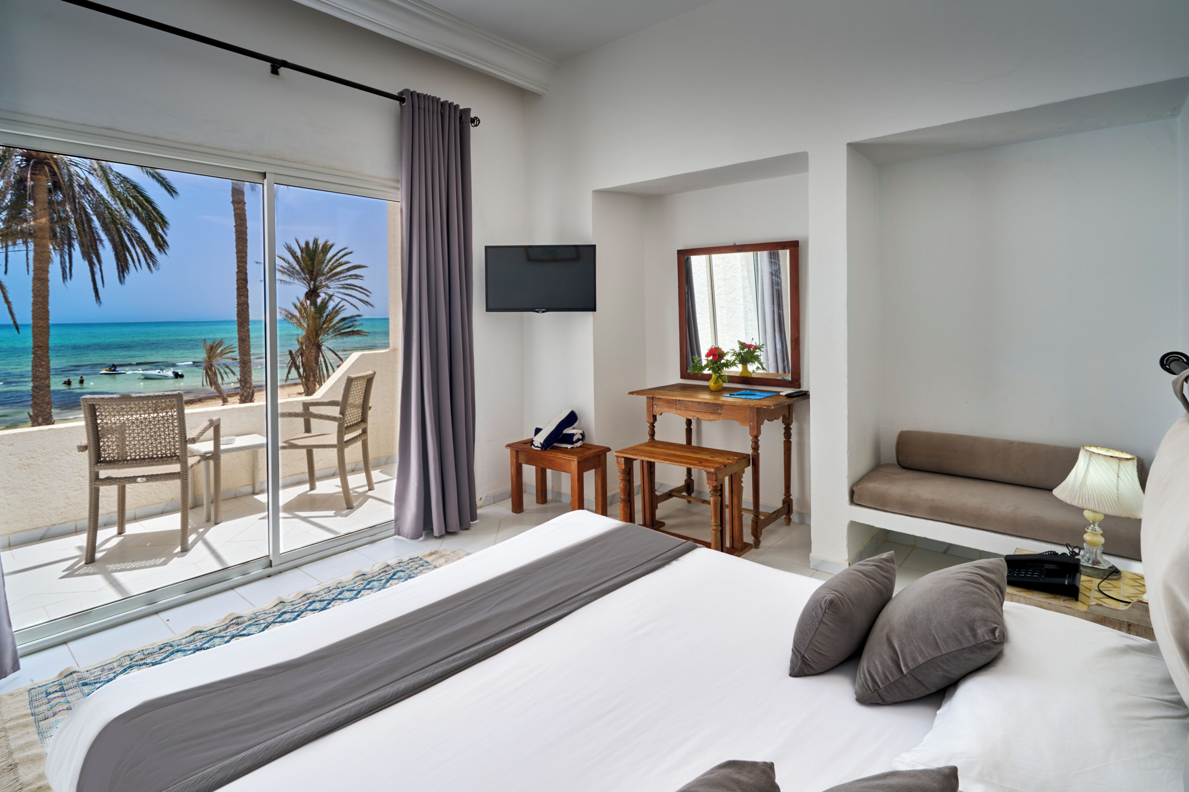 1 habitación, minibar y caja de seguridad en la habitación 