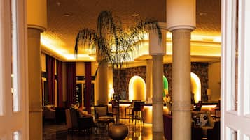 Lobby lounge, garden views, open daily