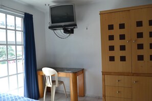 ห้องสแตนดาร์ด, เตียงใหญ่ 2 เตียง | Wi-Fi ฟรี, ผ้าปูที่นอน