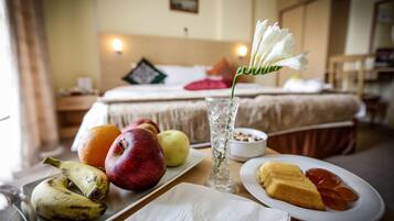 Room service – dining