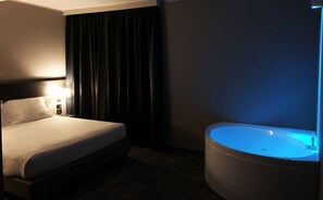 Zimmersafe, Schreibtisch, schallisolierte Zimmer, kostenloses WLAN