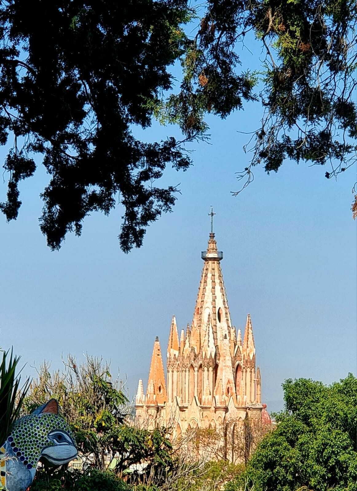 deluxe apartment, city view | city view